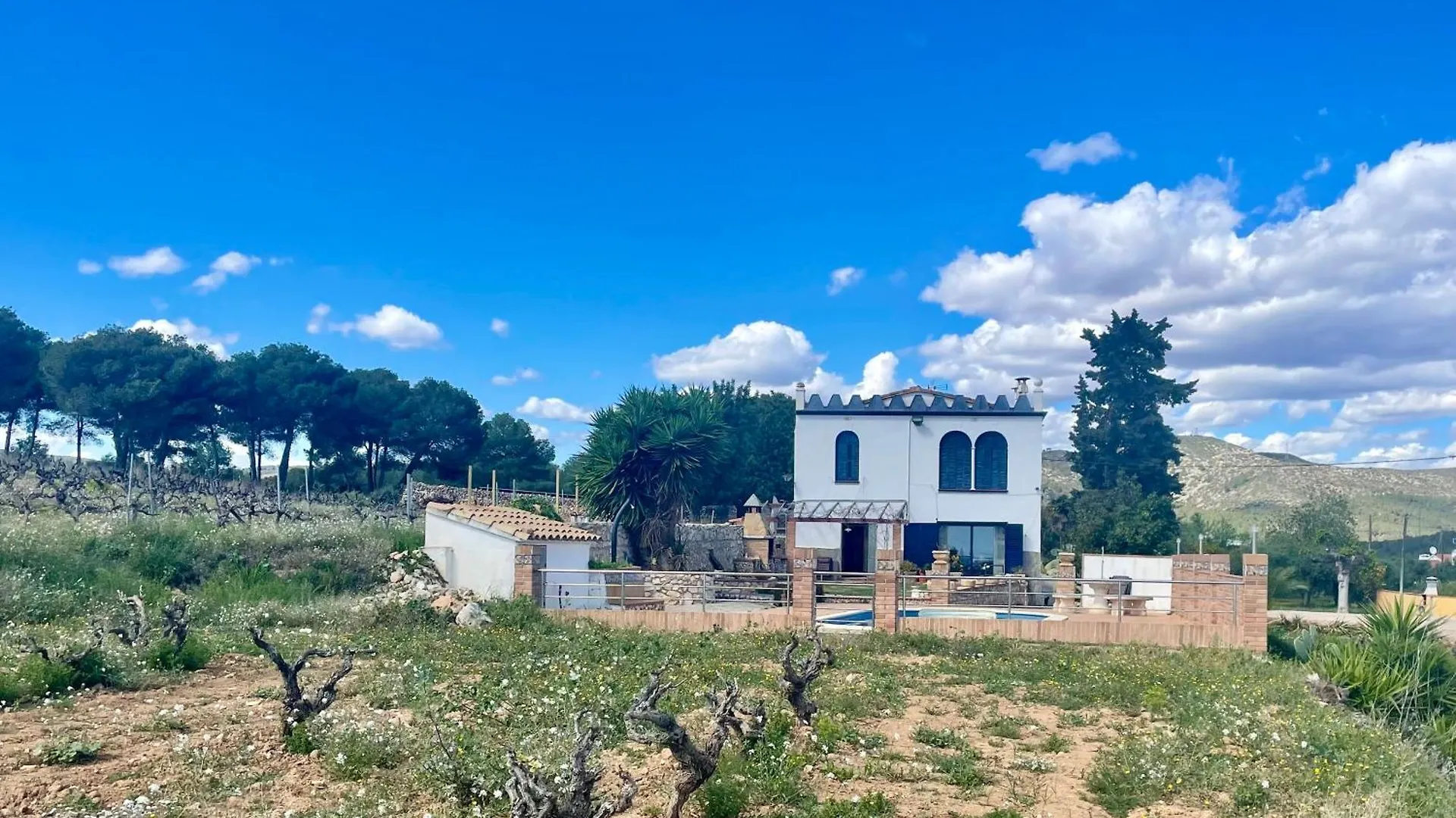 Masia St Salvador 1582 Cubelles 0*,  Spain